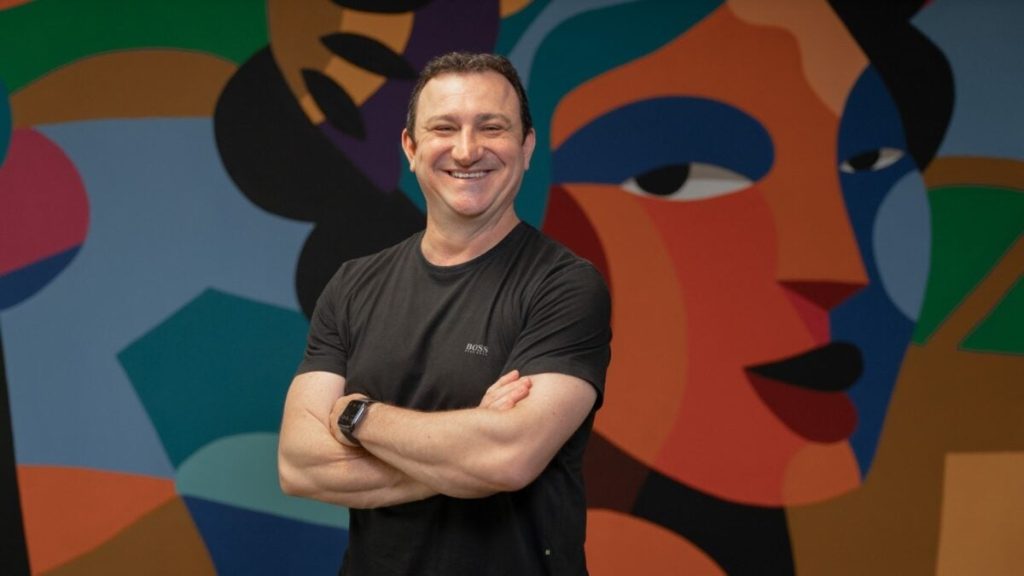 CI&T Integra Rede Global da Anthropic e Planeja Certificar Mil Engenheiros em IA